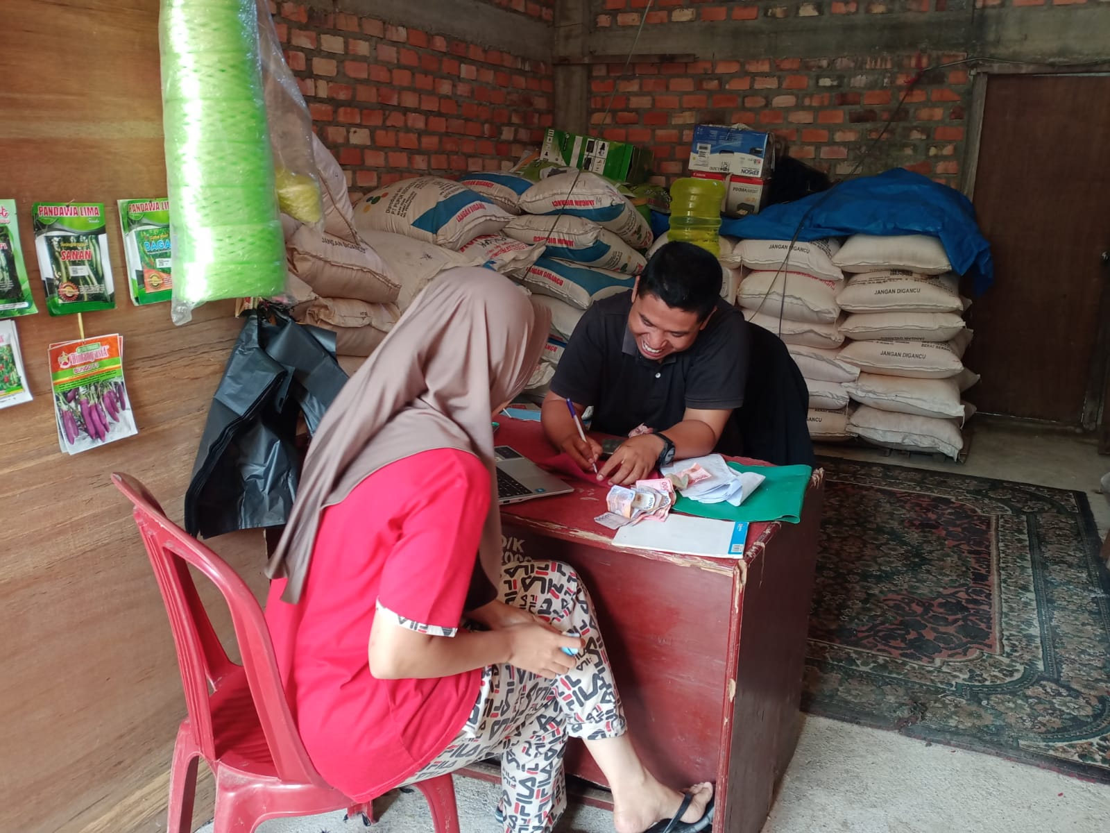 BADAN USAHA MILIK DESA (BUMDES) PINANG ARAI